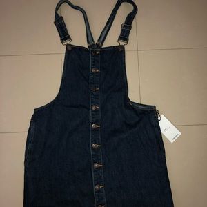 Overall dress